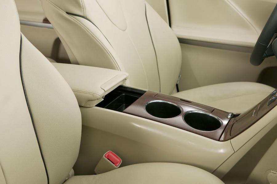  Toyota Venza 2009 года  (фото 56 из 95)